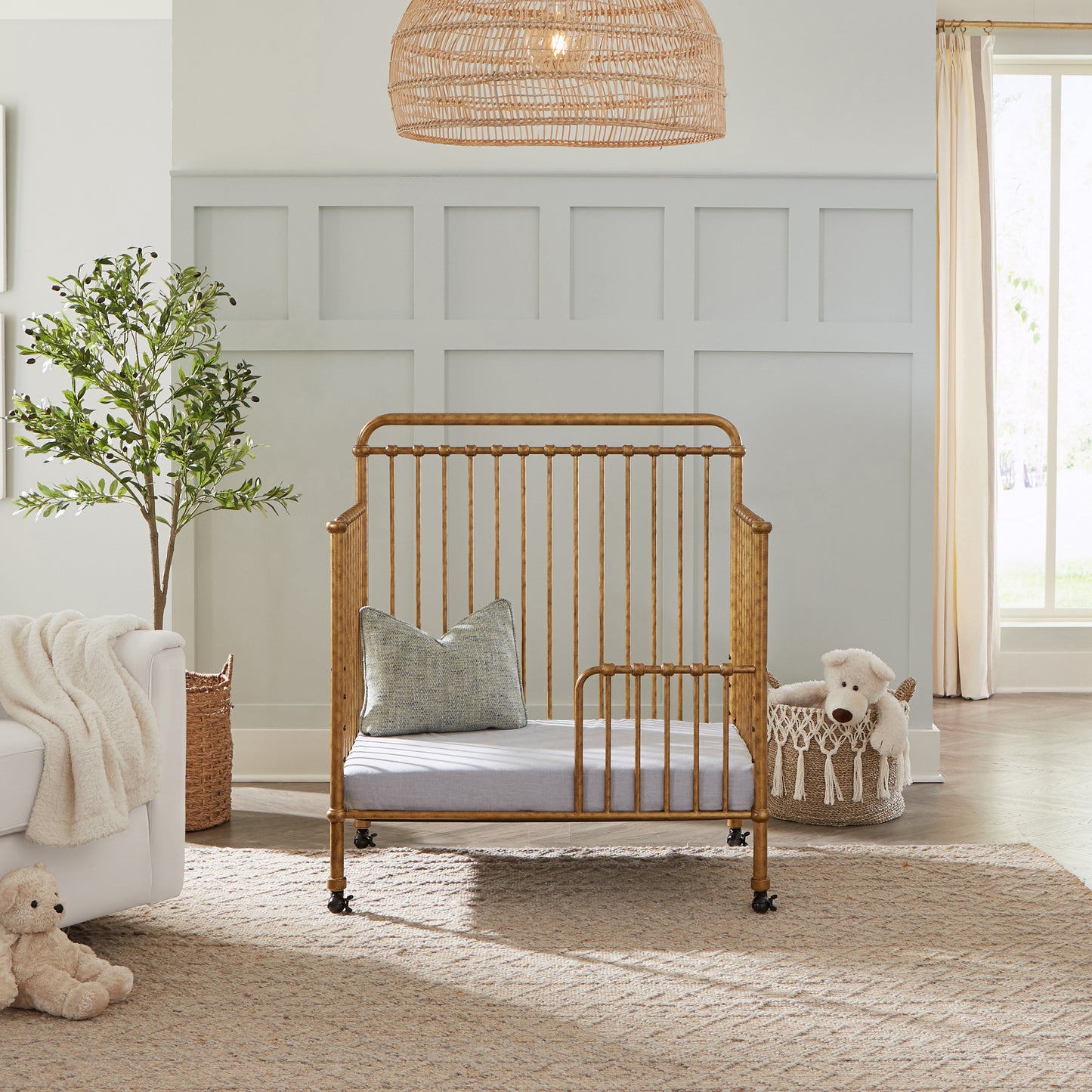 M15398VG,Winston 4-in-1 Convertible Mini Crib in Vintage Gold