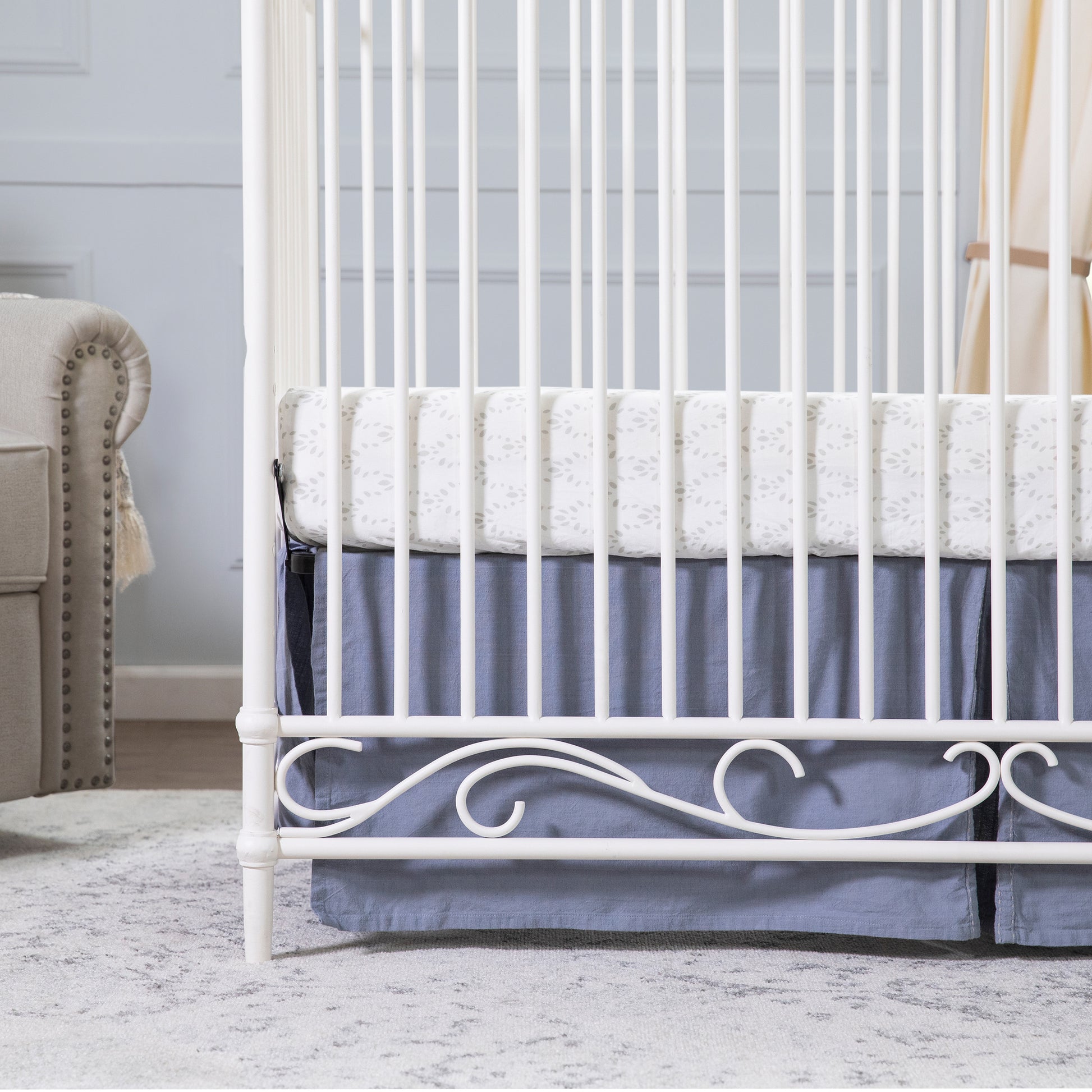 M21501VWH,Noelle 4-in-1 Convertible Crib in Vintage White