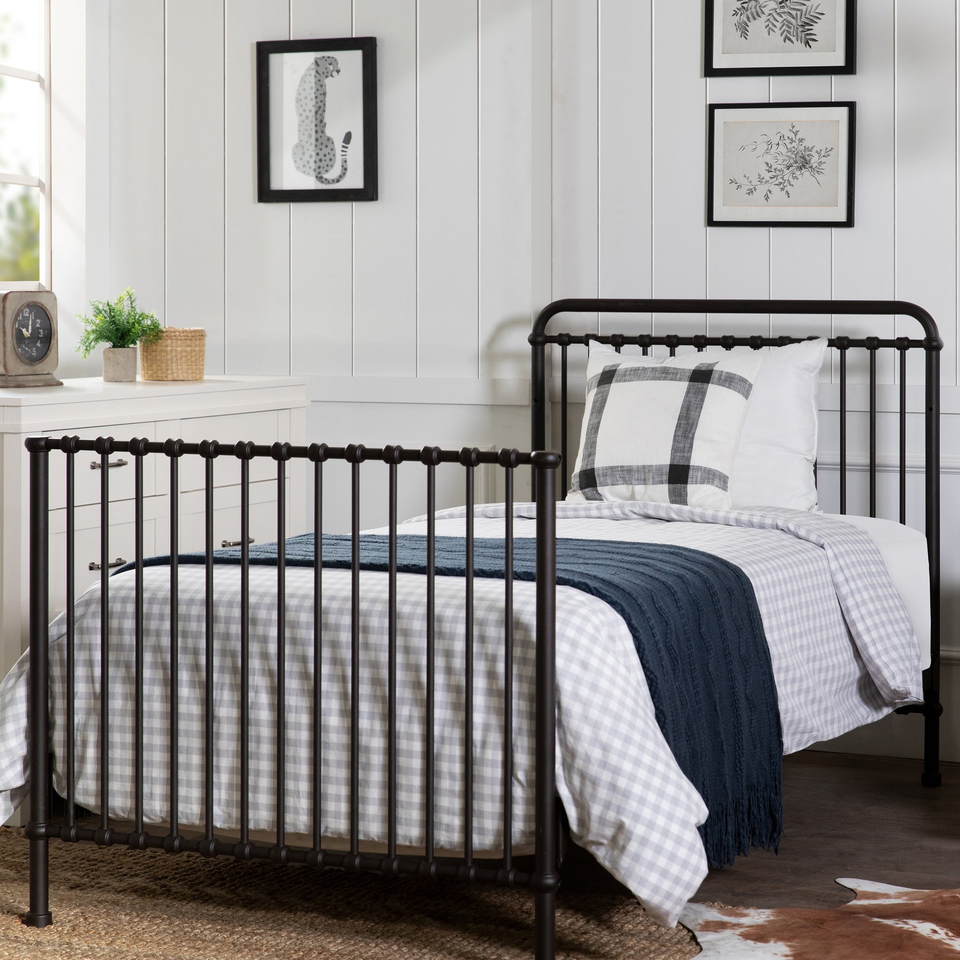 M15398UR,Winston 4-in-1 Convertible Mini Crib in Vintage Iron