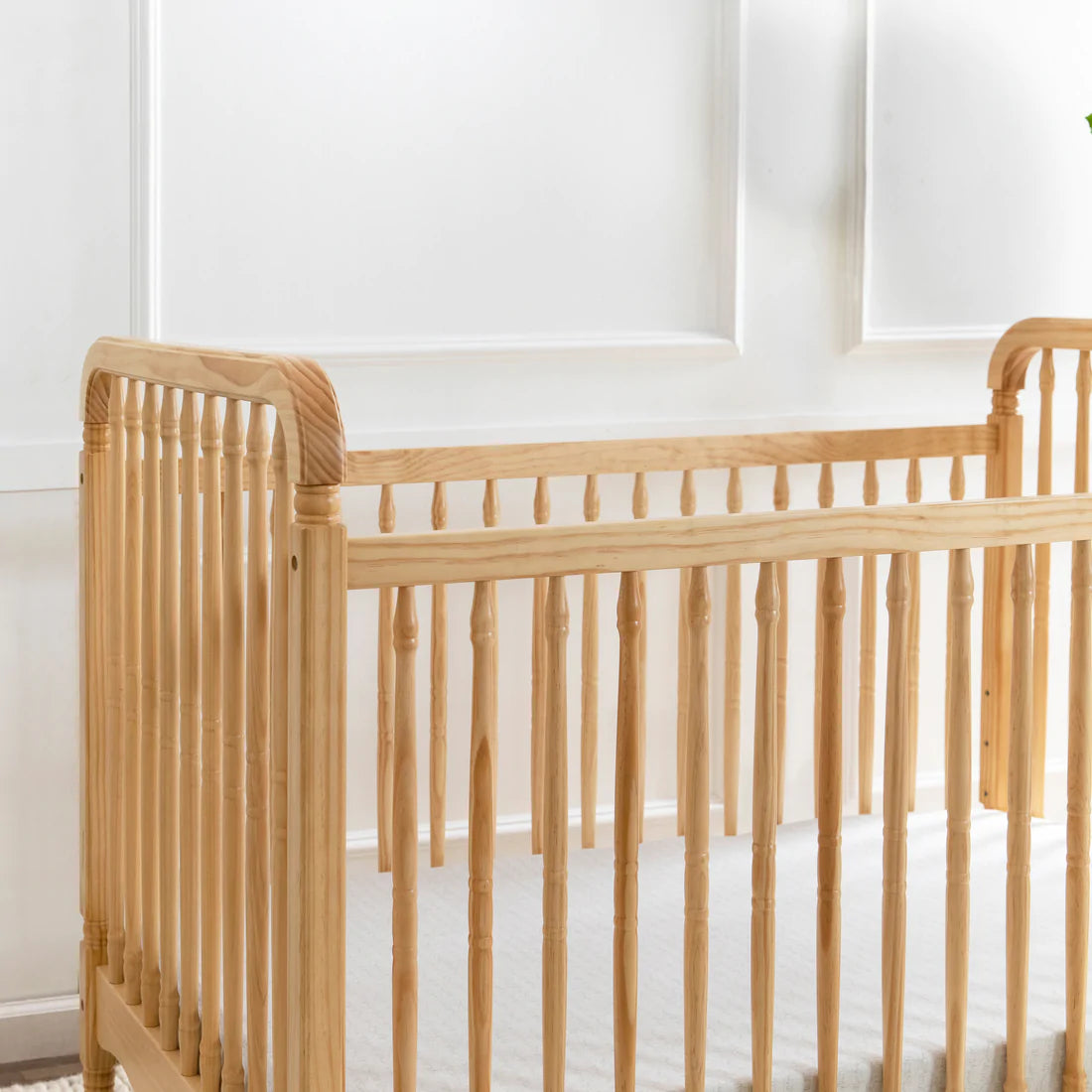 Liberty 3-in-1 Convertible Spindle Crib